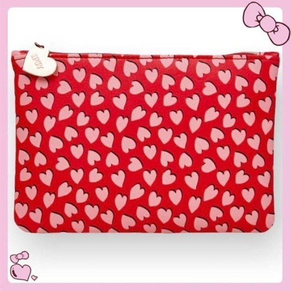 Full Hearts Cosmetics Makeup Bag - Picture 1 of 5